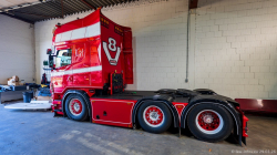 20260329-Tom-Holding-00055